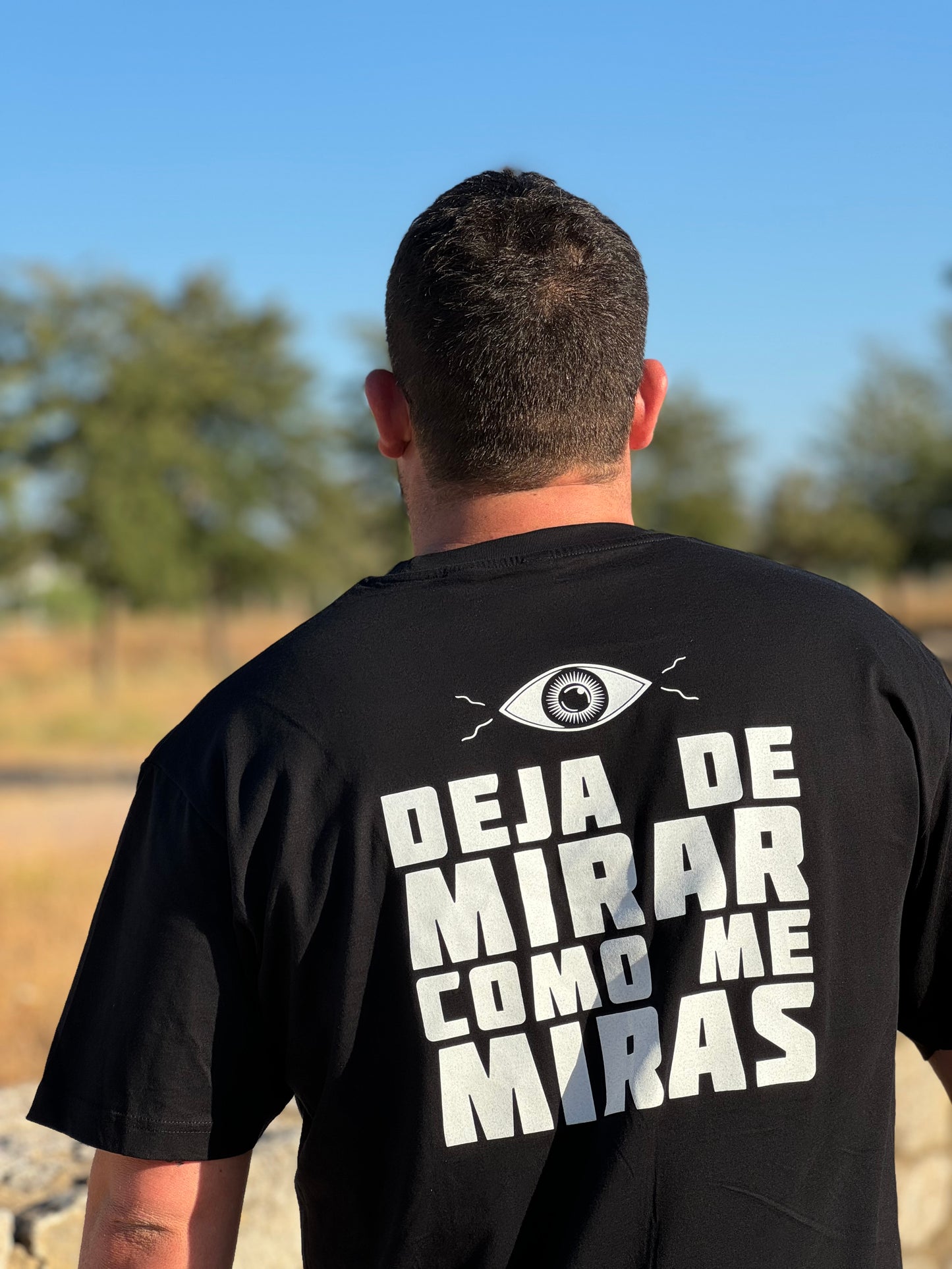 DEJA DE MIRAR COMO ME MIRAS